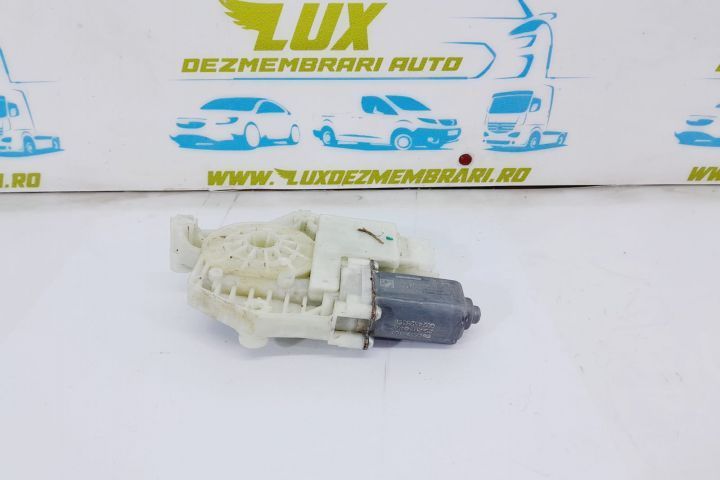 Motoras macara geam stanga spate 827216497r Renault Captur 2  [din 2019 pana  2020] seria