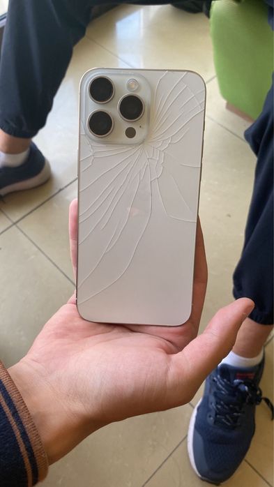 Iphone 15 pro max экран менялся
