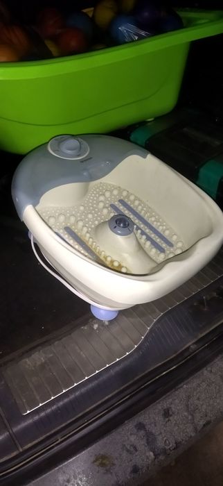 Продам стул и устройство для педикюра состояние надо смотреть знающему