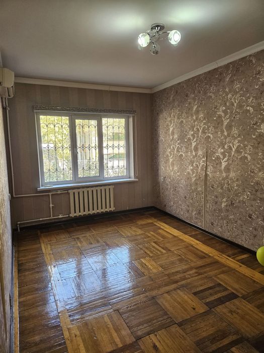 Себзор 22-Мактаб 3.хонали Квартира сотилади