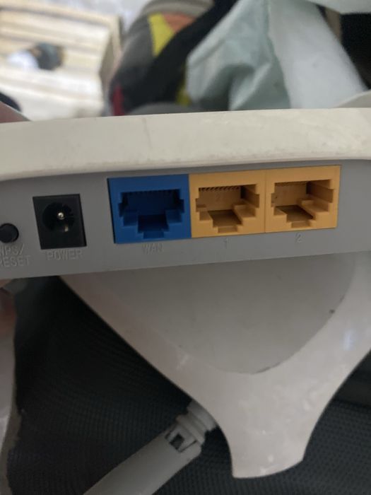 Вайфай роутер сотилади