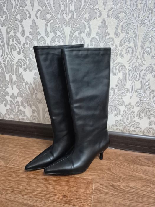 Продам срочно обувь