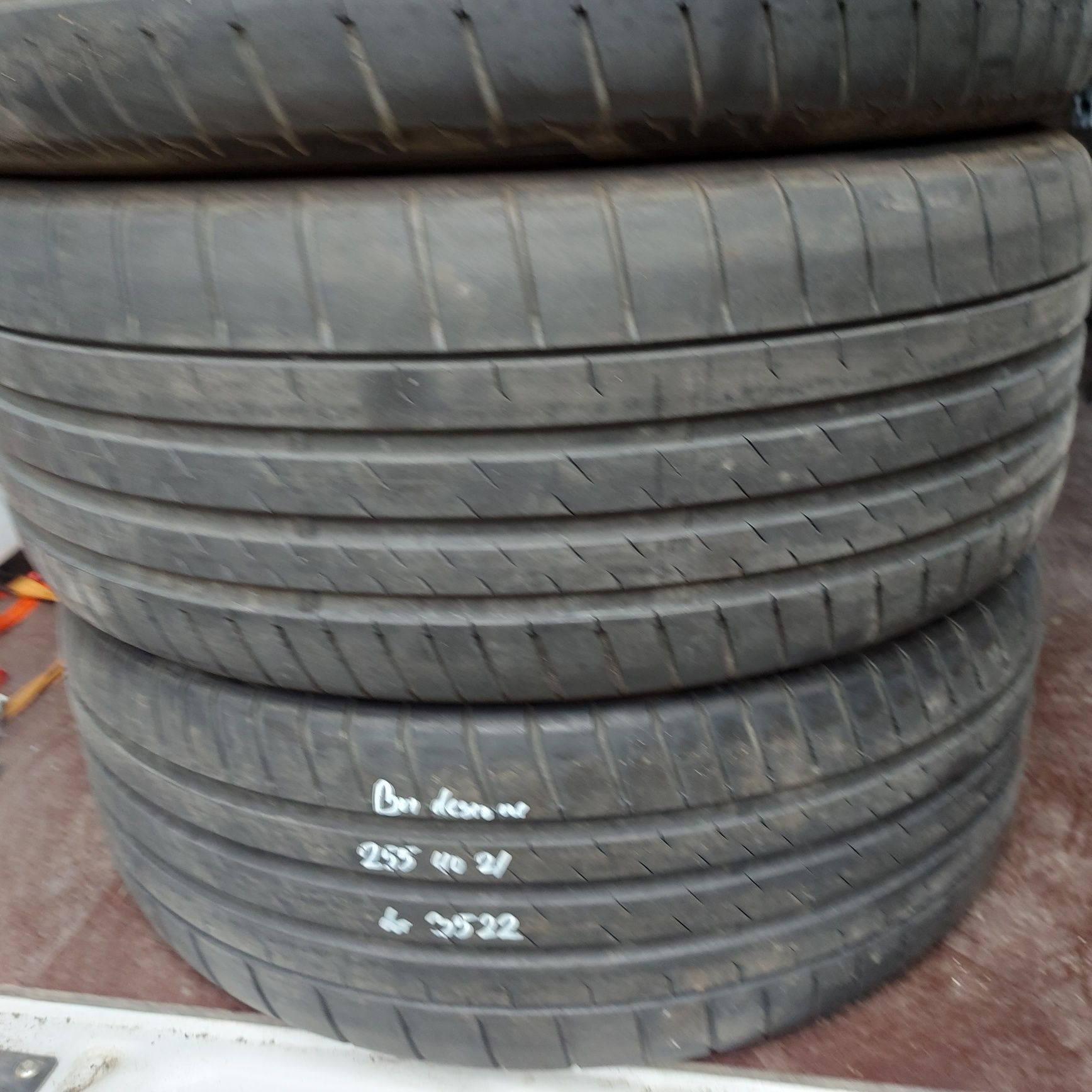 255/40/21-275/35/21" Bridgestone 4бр.гуми спорт пакет