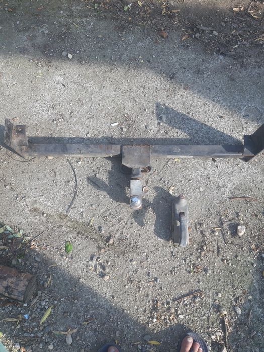 Cîrlig remorcă si cupla