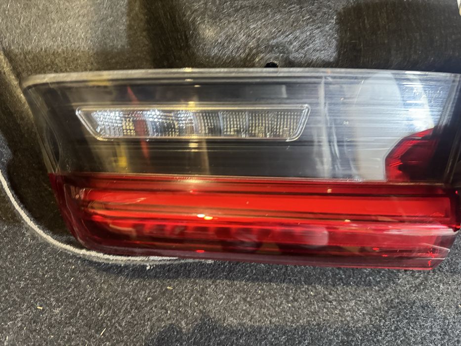 Десни стопове за BMW g20