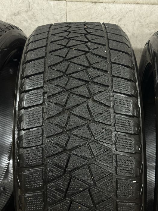 Шины зимние Bridgestone