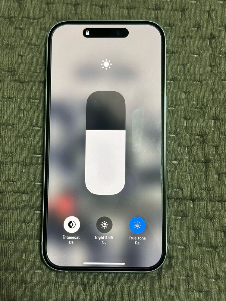 iPhone 15 - 128gb