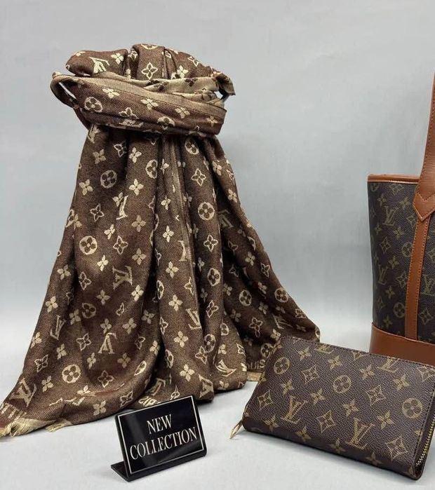 Set esarfa+portofel, diverse nuanțe, super calitate, saculet inclus