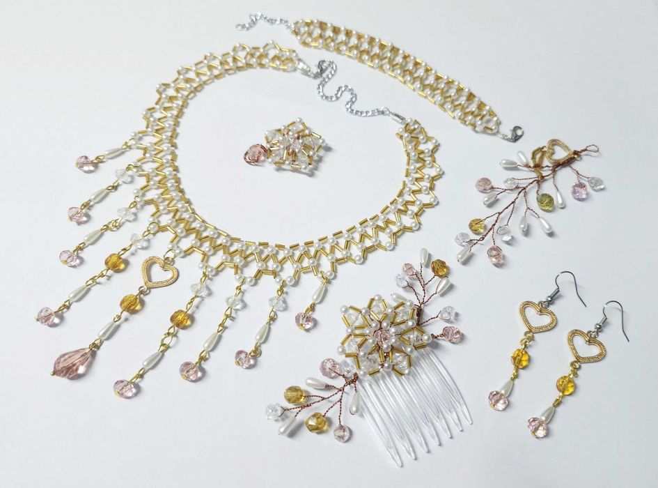 Set bijuterii auriu, alb, si roz, unicat evenimente, lucrat manual