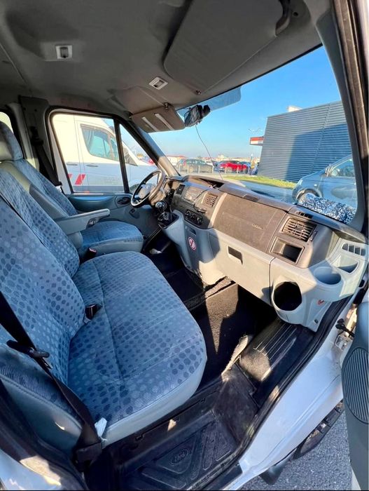 Vând Ford Transit 8+1 locuri, 2.2 Diesel, 2009