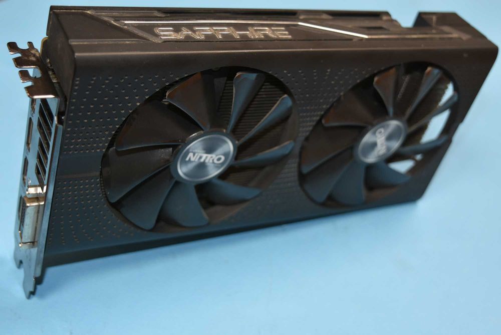 Видео карта Sapphire Nitro Radeon RX470 8GB GDDR5 - неработеща перка