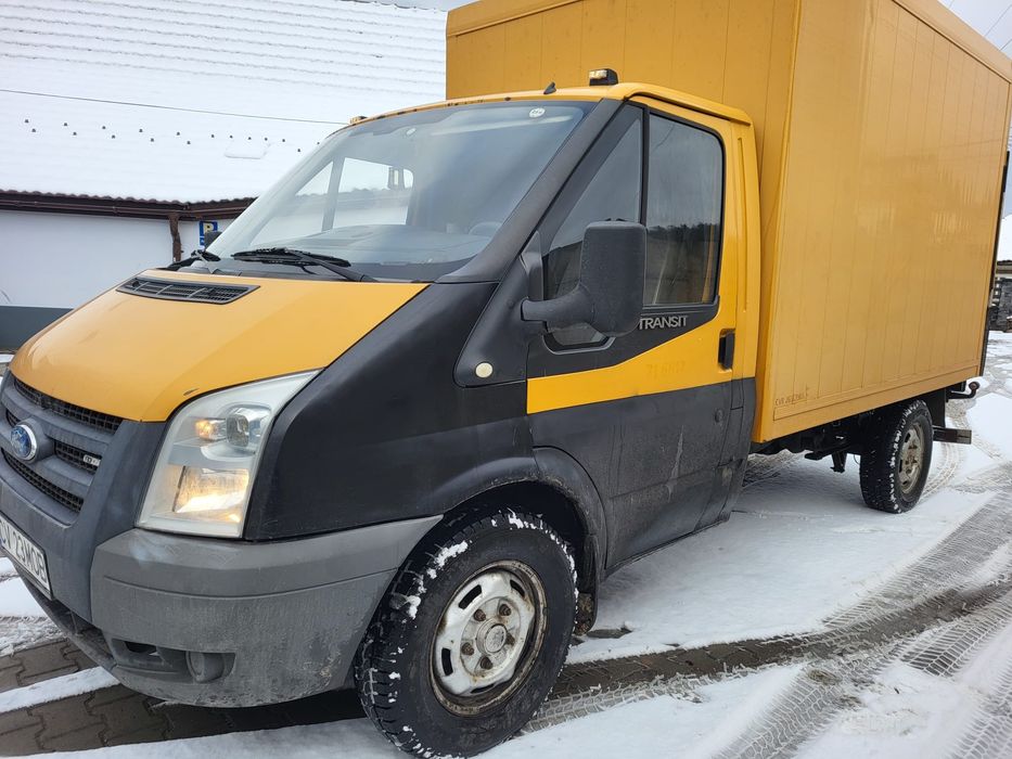 Se vinde Ford transit cu cub/ lift