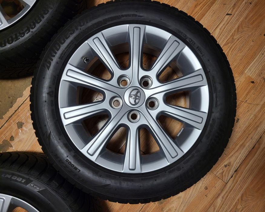 джанти 16" 5х114,3 Toyota гуми 205/55/16 Bridgestone зимни