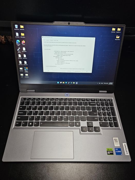 Геймърски лаптоп Lenovo LOQ 15IAX9, 24GB RAM, RTX 4050, 1TB SSD