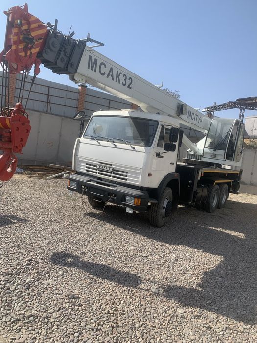 MCAK 32 tonnali avtokran nalichida bor yangi ishlamagan kelishiladi
