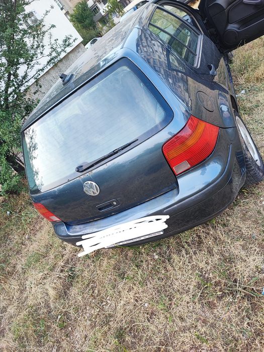 Голф 4 на Части.