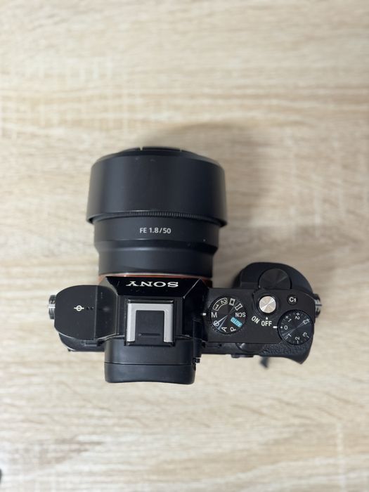 Aparat foto mirrorless Sony A7 + obiectiv Song 50mm f/1.8