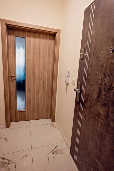 Собственик дава под Наем 2-СТАЕН до Техническия университет