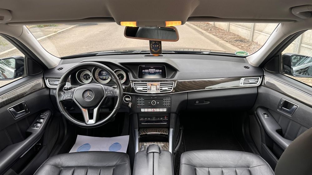 Mercedes E350 4Matic AMG line