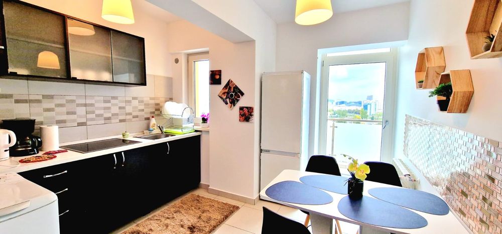 Cazare Apartamente Lux 1-2-3 camere - zona Palas Mall