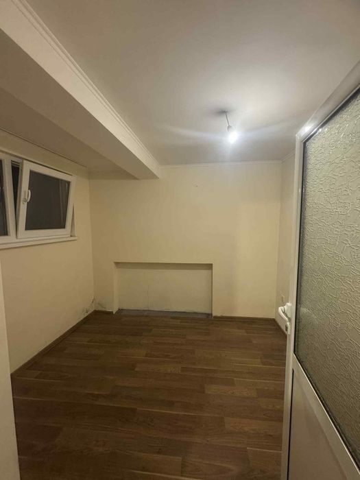 Етаж от къща в гр. Банкя.