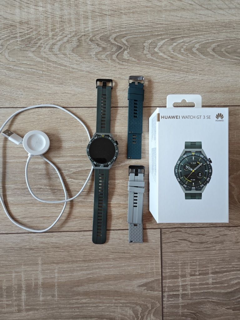 Часовник Huawei watch GT 3 SE