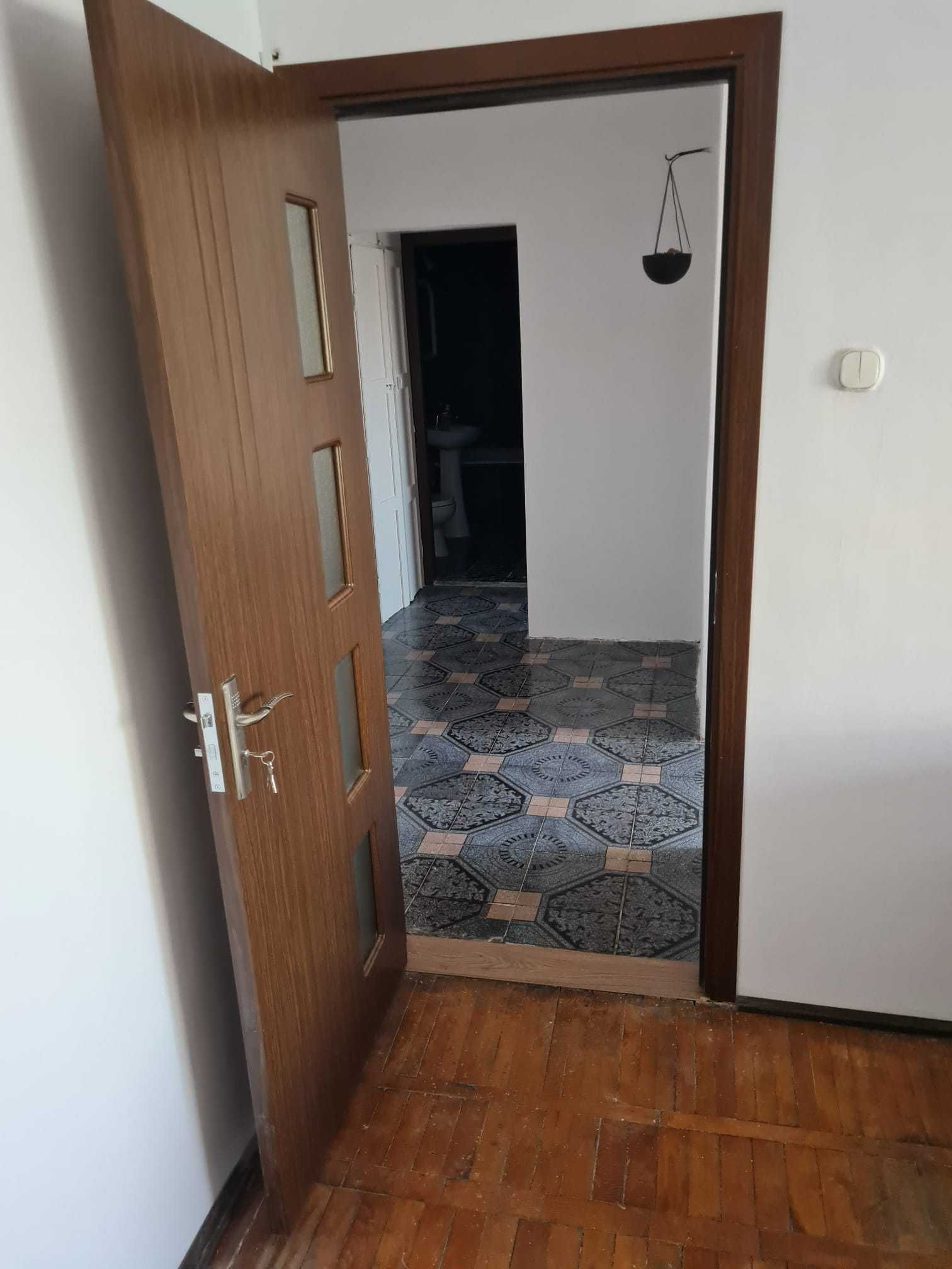Apartament cu 2 camere de inchiriat in Matghita