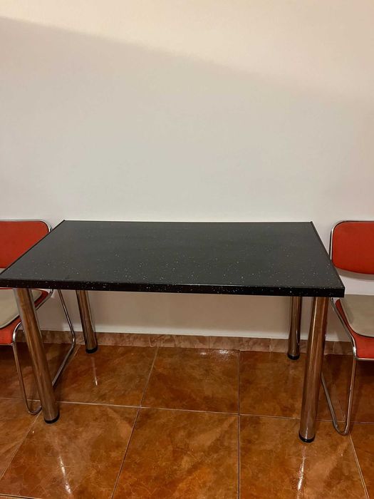 VAND cada  cu masca  si lavoar baie si chiuveta  cu masca si pat