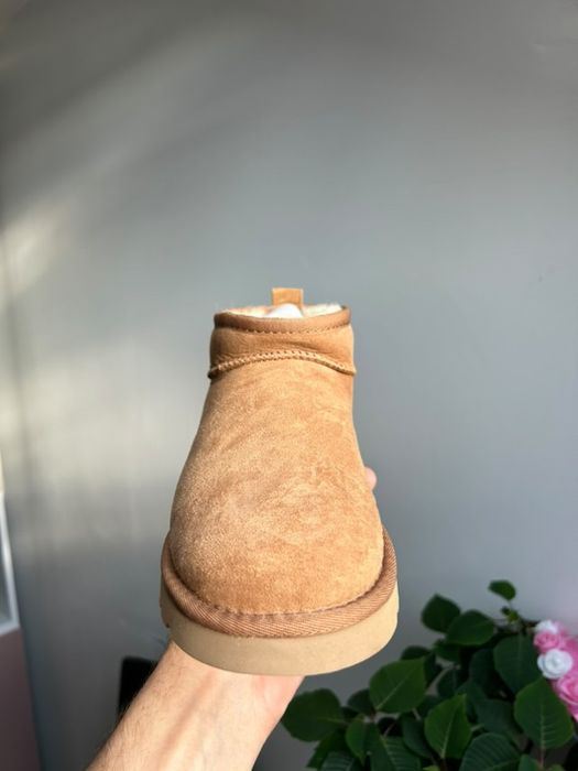 Ugg utra mini chestnut marimea 38