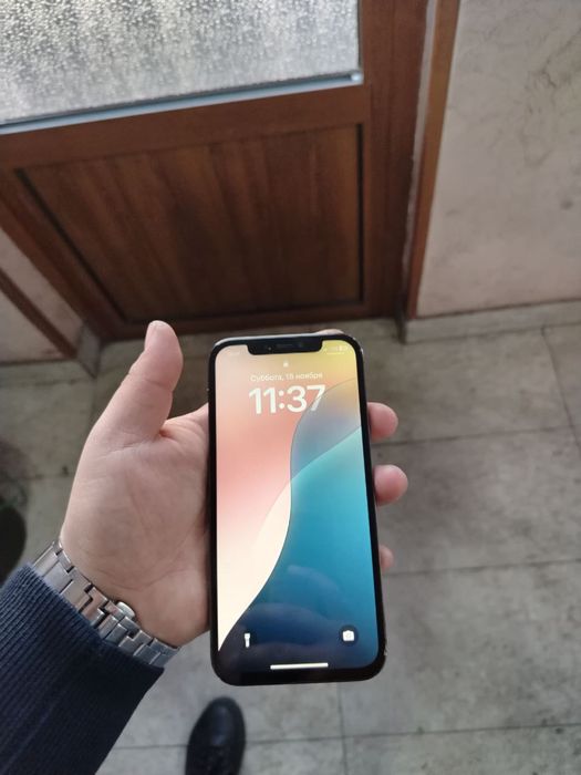 Iphone 12 pro sotiladi