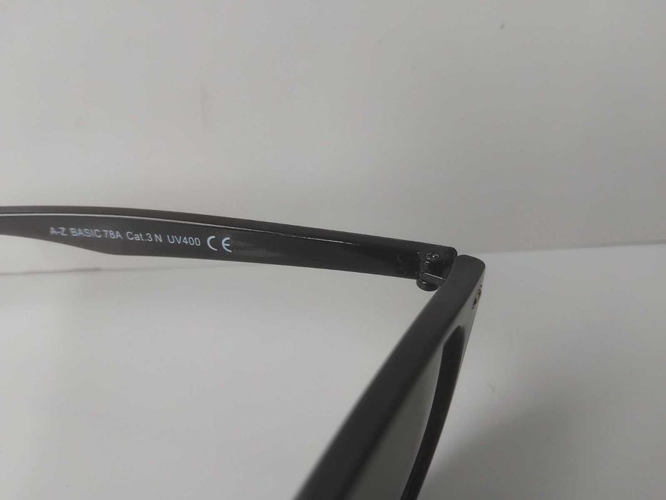 Слънчеви очила с тъмни стъкла унисекс модел