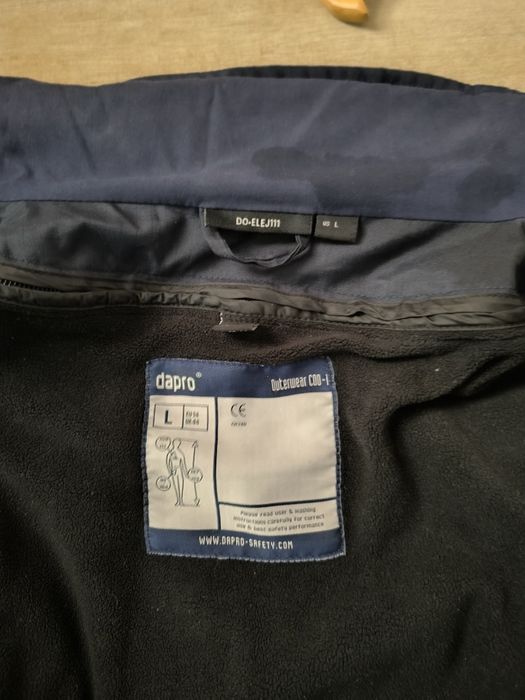 Haina groasa ignifugă, impermeabilă ,mărimea L de la Dapro