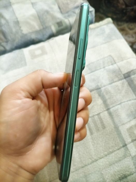 HUAWEI Nova Y72 xolati Yangi
8/256
xolati yangi turibdi