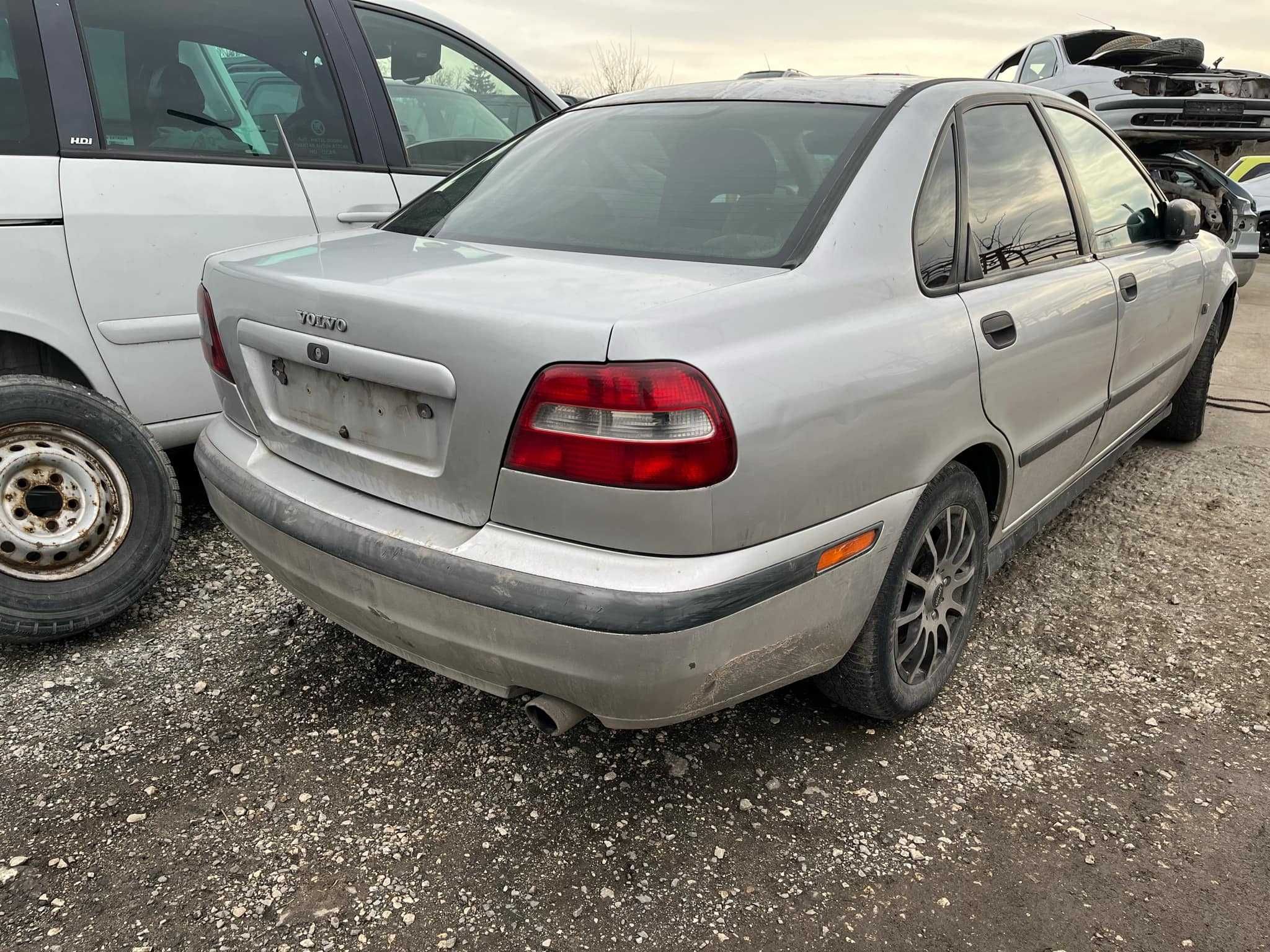 Volvo S40 / Волво С40 1.9 2000г. на части