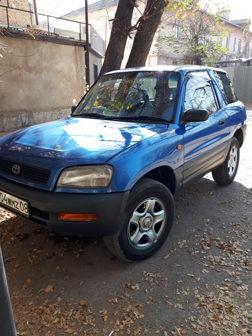 Rav4 tayota кроссовер