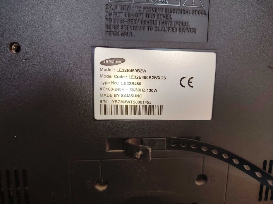 Старый телевизор в рабочем состоянии Samsung LE32B460B2W