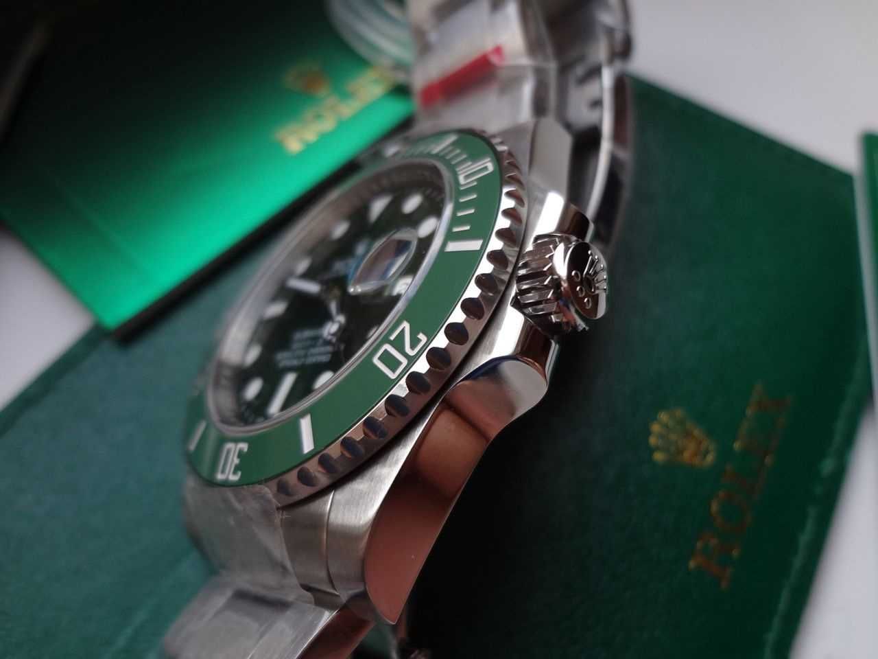 Rolex Submariner Date Hulk 2019 VSF