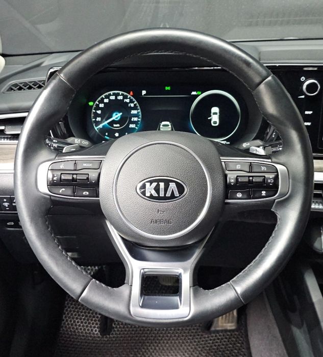 Kia K5 Noblesse..