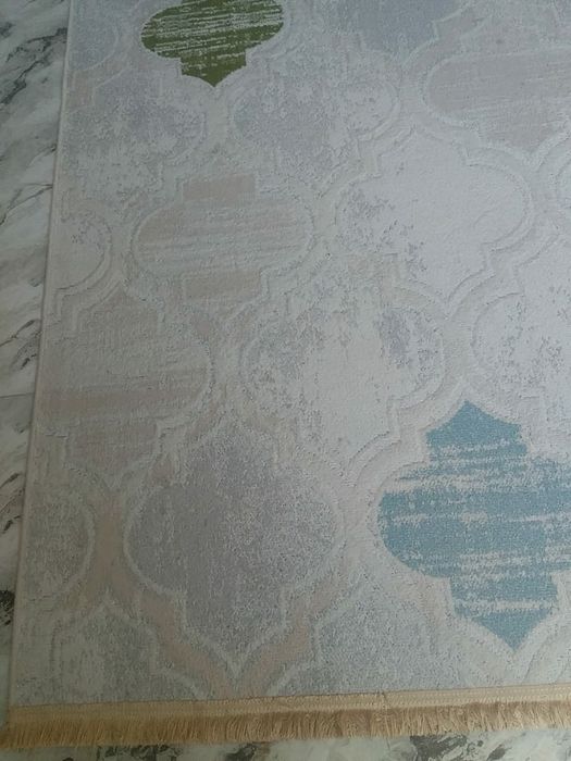 Ковер 2*3  продам