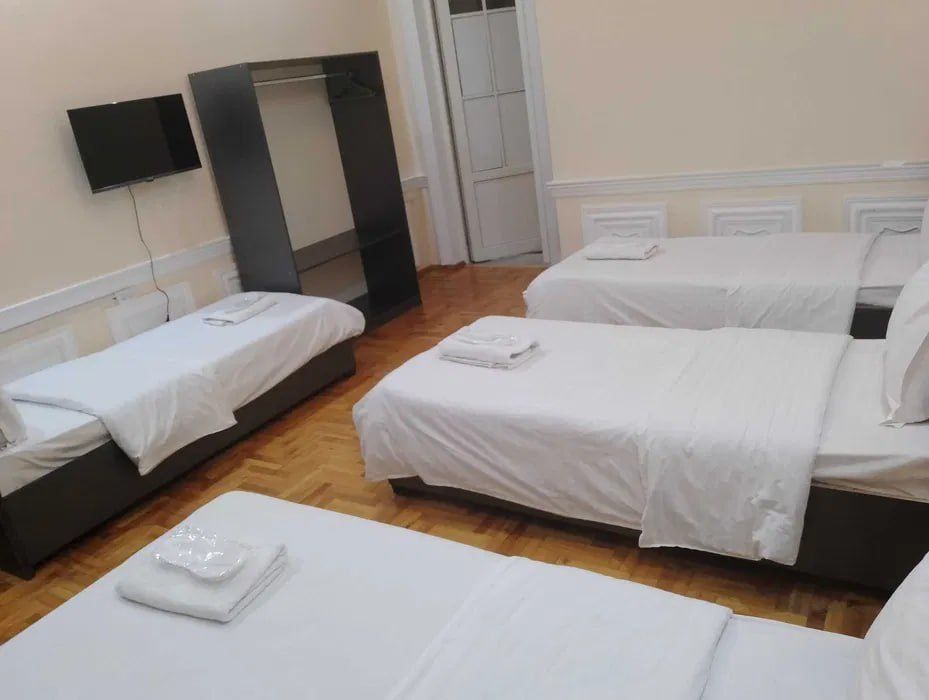 Аренда Гостиница Яккасарой О-р Братской могиле