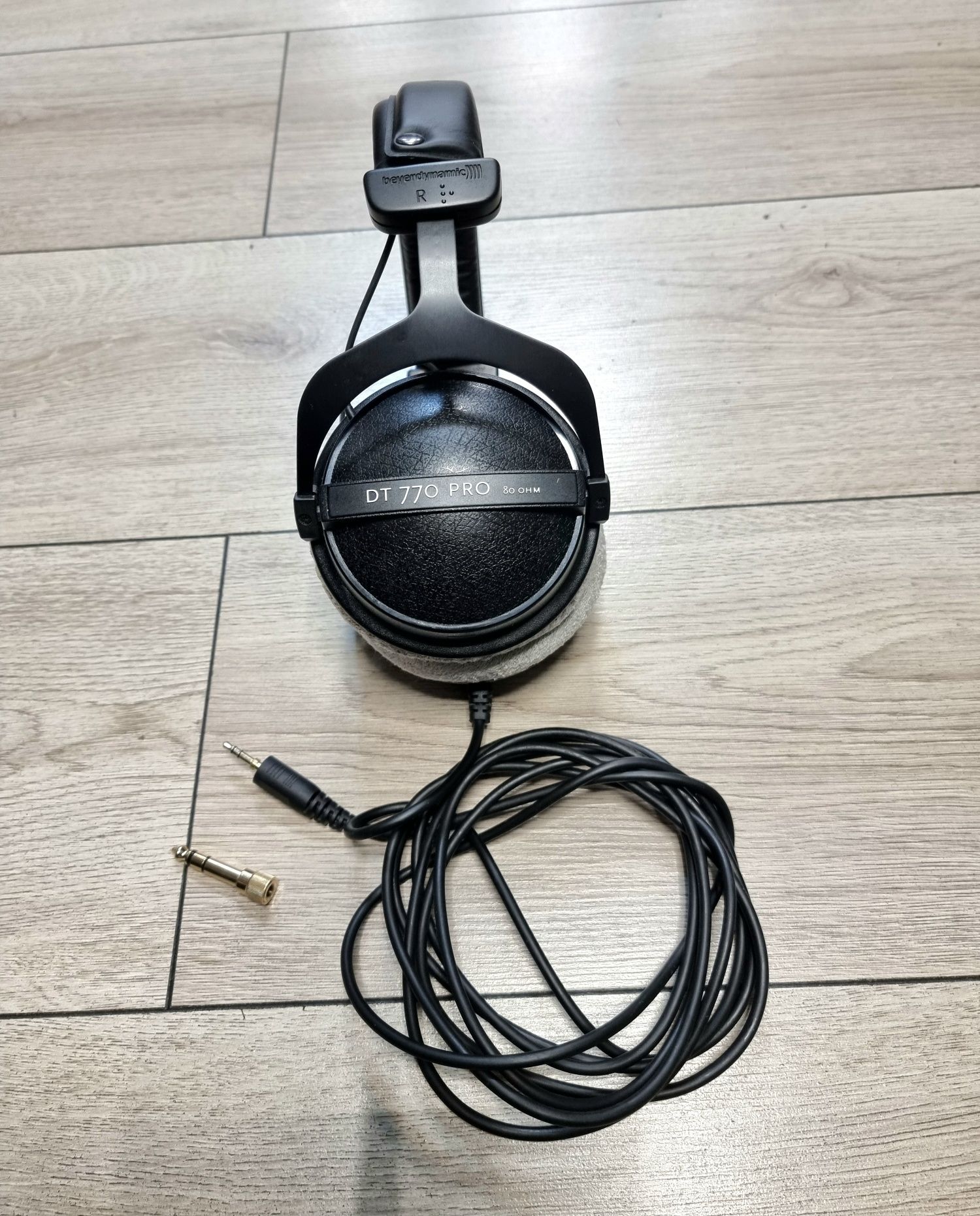 Amanet F28: Casti BeyerDynamic DT 770 PRO 80ohm
