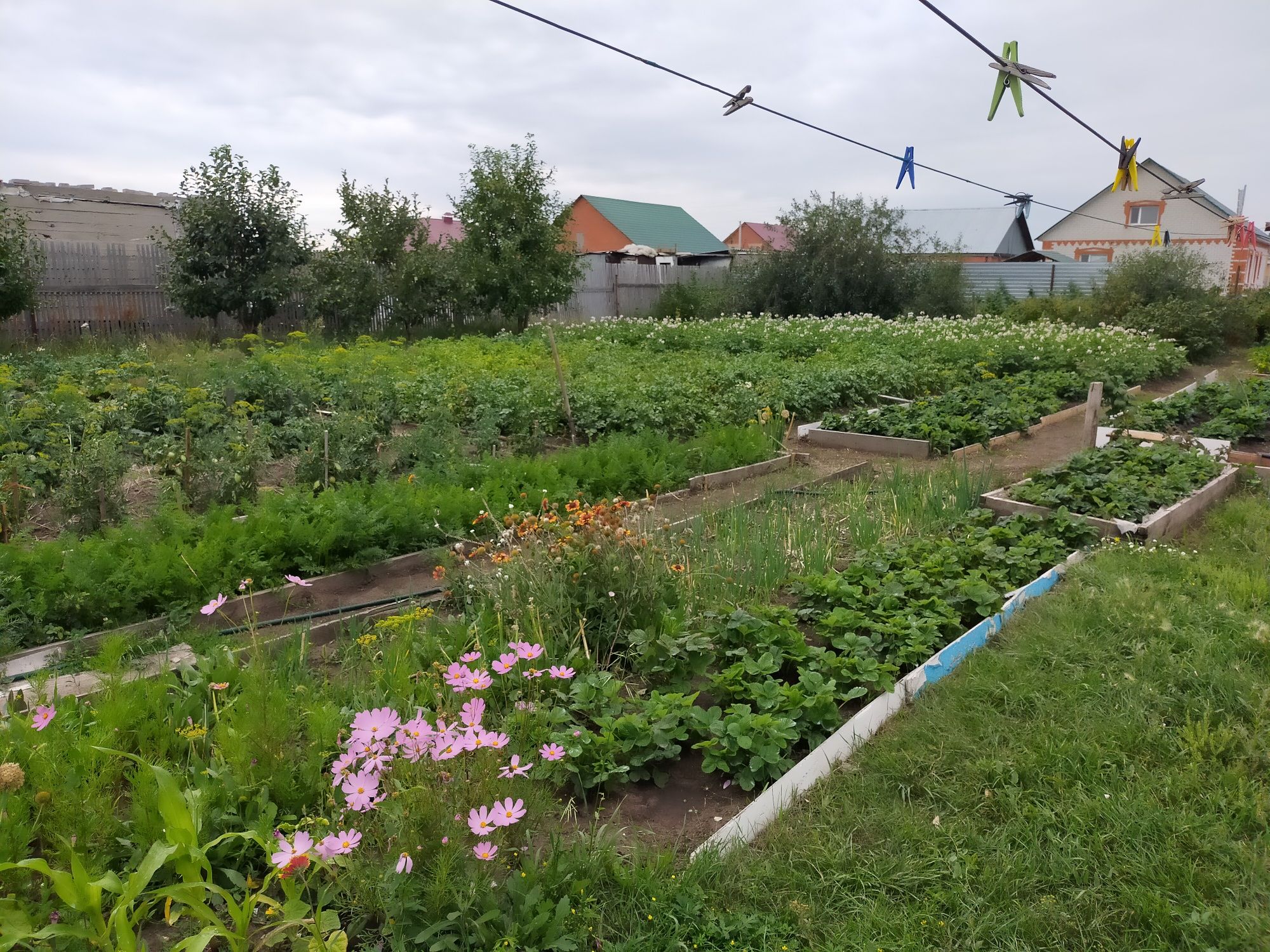 СРОЧНО продам 4комнатный дом на Северо-Западе.Цена ДОГОВОРНАЯ