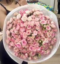 Букет цветов из кустовых роз