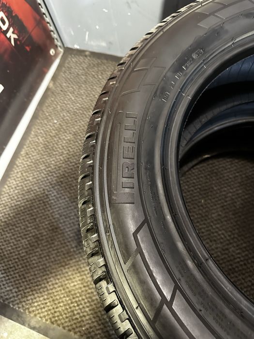 215/65 R16C 109/107R 8 PR - Pirelli Carrier Winter M+S Oferta