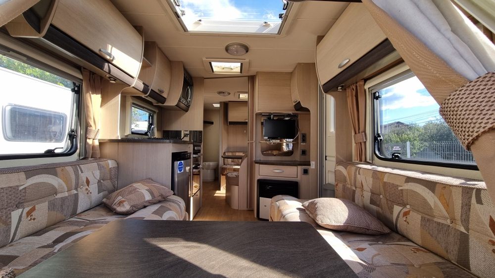 Rulota Swift Sterling Europa 545, 2010, Alko ATC, 2 zone, Off camping