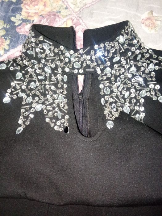 Продам платье женское