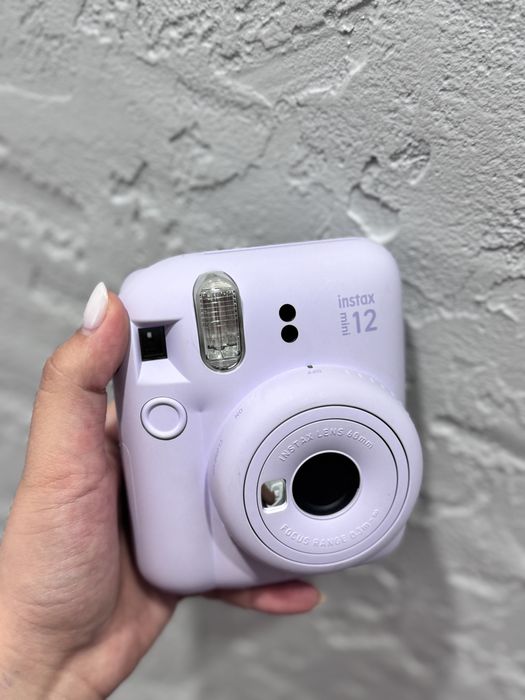 instax 12 mini, пленочный фотоаппарат
