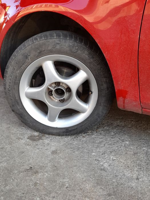Vând. 4×100 r15 et 35. 7j×15