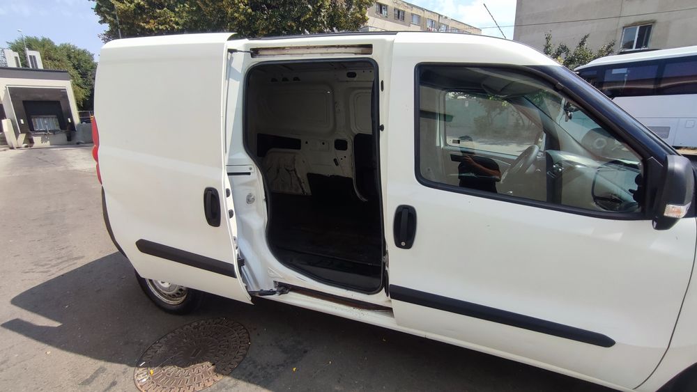 Dubă -Fiat Doblo MAXI - Varianta mai lungă