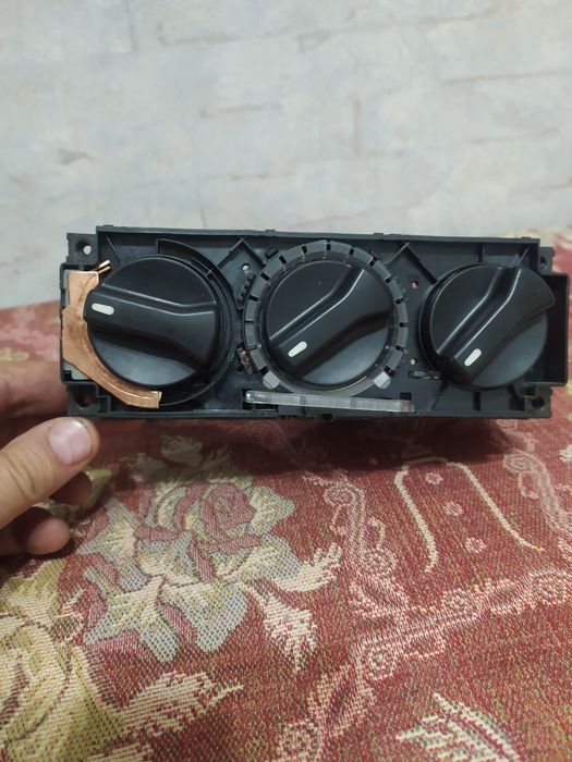 Регулятор отопителя печки с кондиционером пассат б3